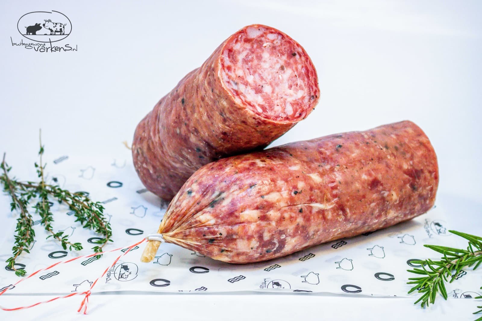 Salami venkel - Buitengewone varkens, Ingen