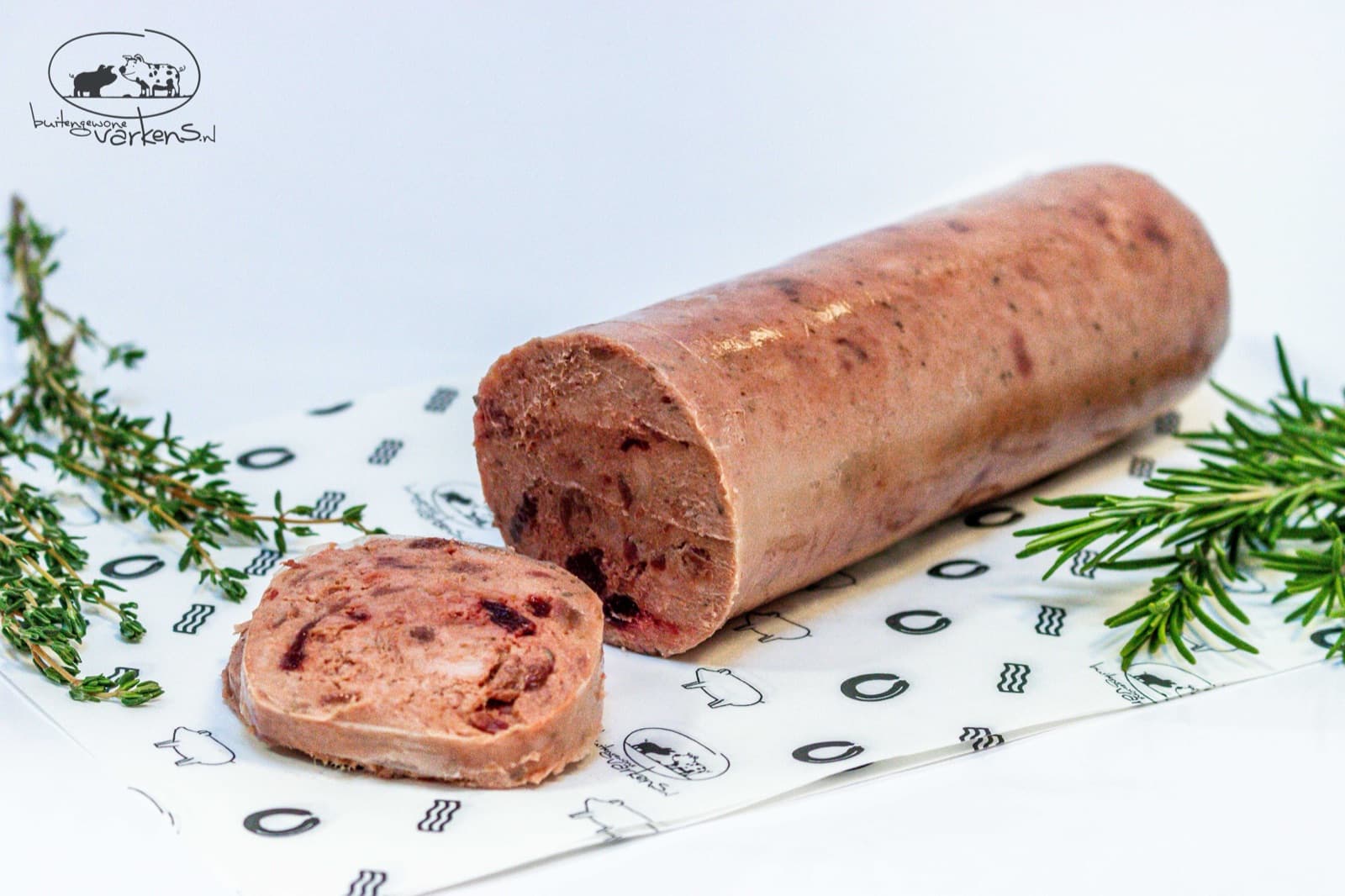 Pate groot - Buitengewone Varkens, Ingen